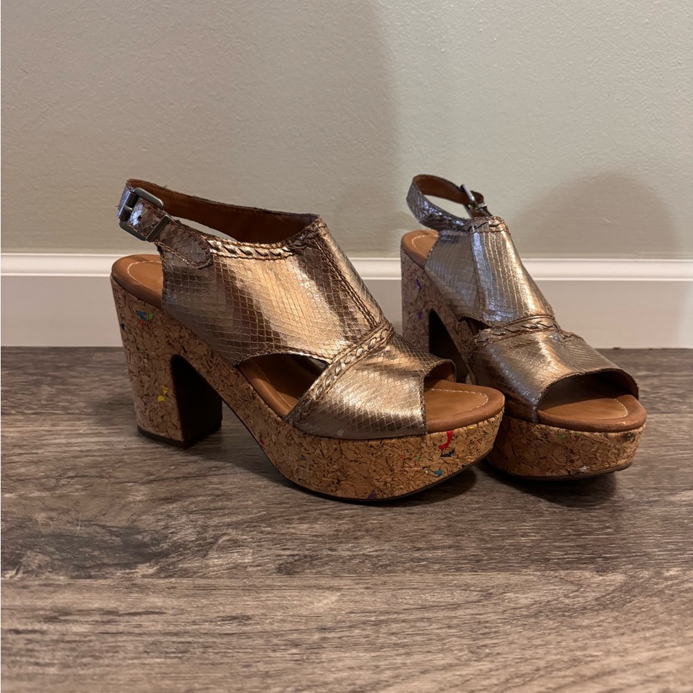 Nicole Platform Heels